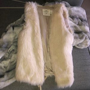 Fur vest